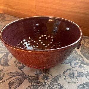 Handcrafted Colander Studio Pottery Maroon Berry Bowl 8” Artist Signed Hearts